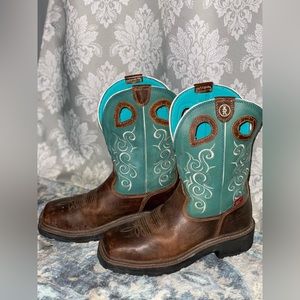 Womens Tony Lamas waterproof steel toes size 6